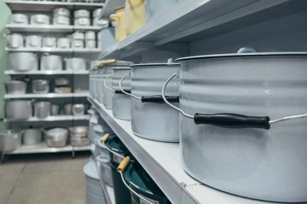 Rayonnage de magasin : se poser les bonnes questions avant de l'acheter